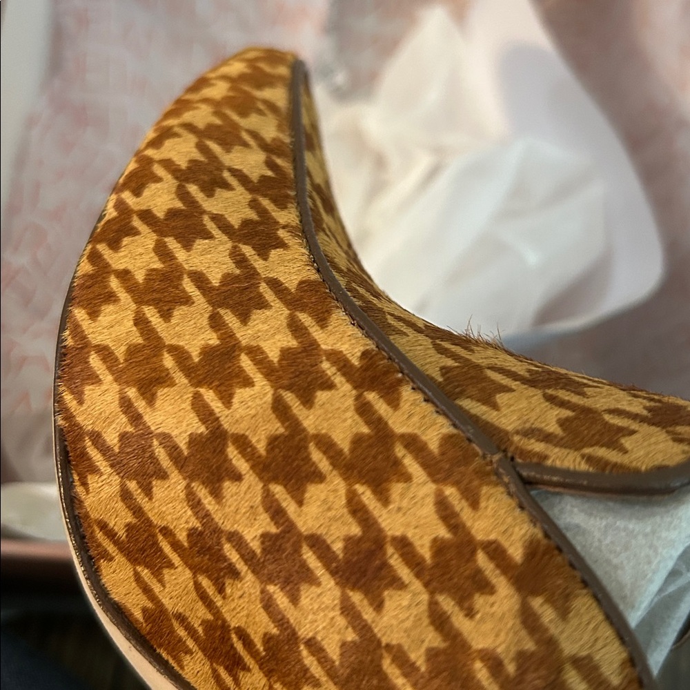 Deltan Houndstooth Mules - Picture 9 of 9